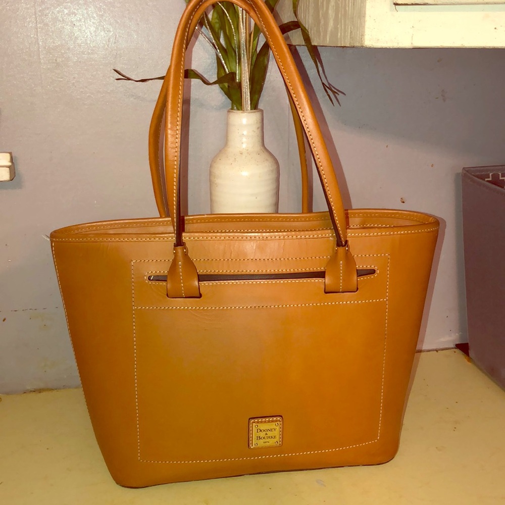 Dooney and Bourke Florentine leather tote